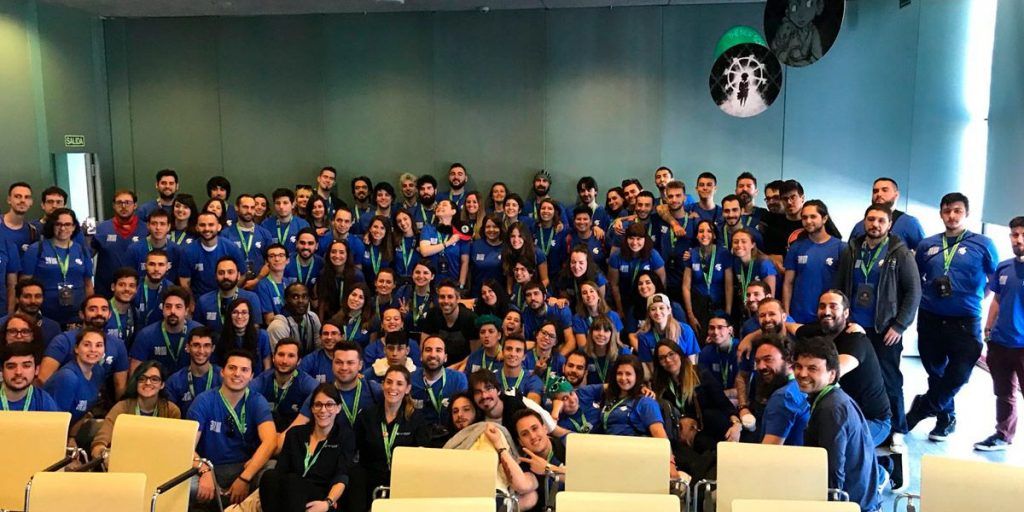 portada estudiantes marea azul Lightbox Academy Congreso Mundos Digitales 2018 charlas animación vfx videojuegos